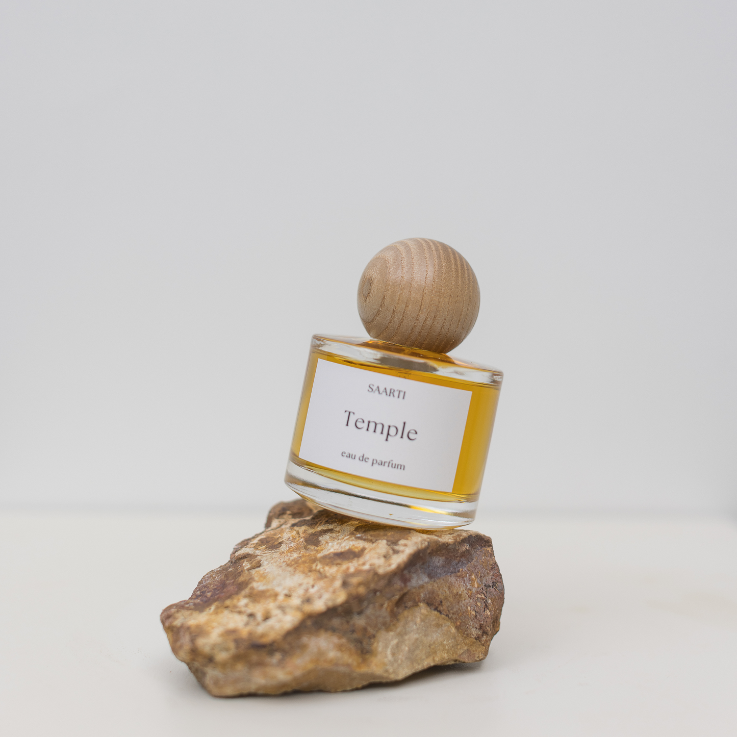 Temple Perfume - Incense, smoke and amber